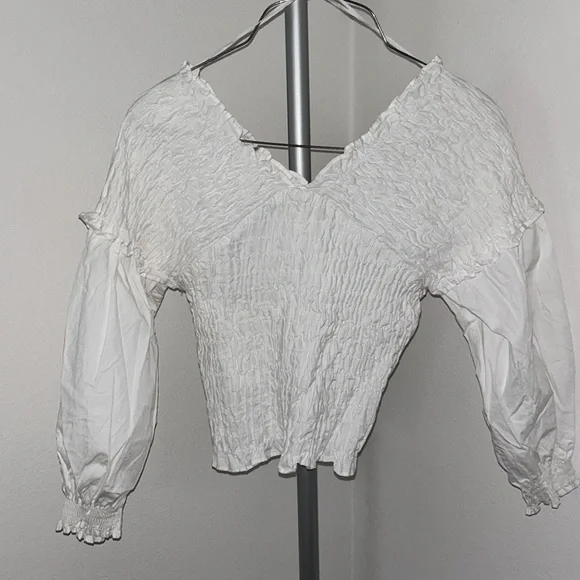 Zara White Top - Picture 2 of 2